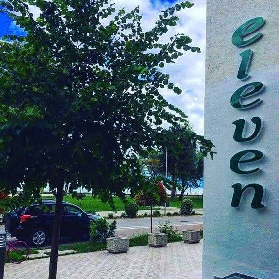 Eleven Bar
