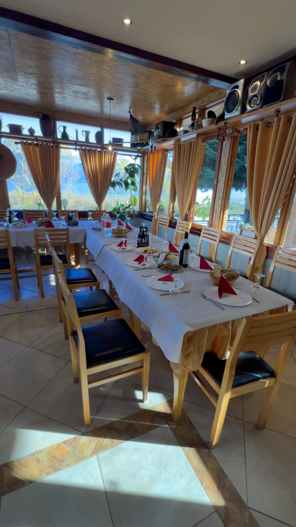 Bar Restorant Konaku i Shemos