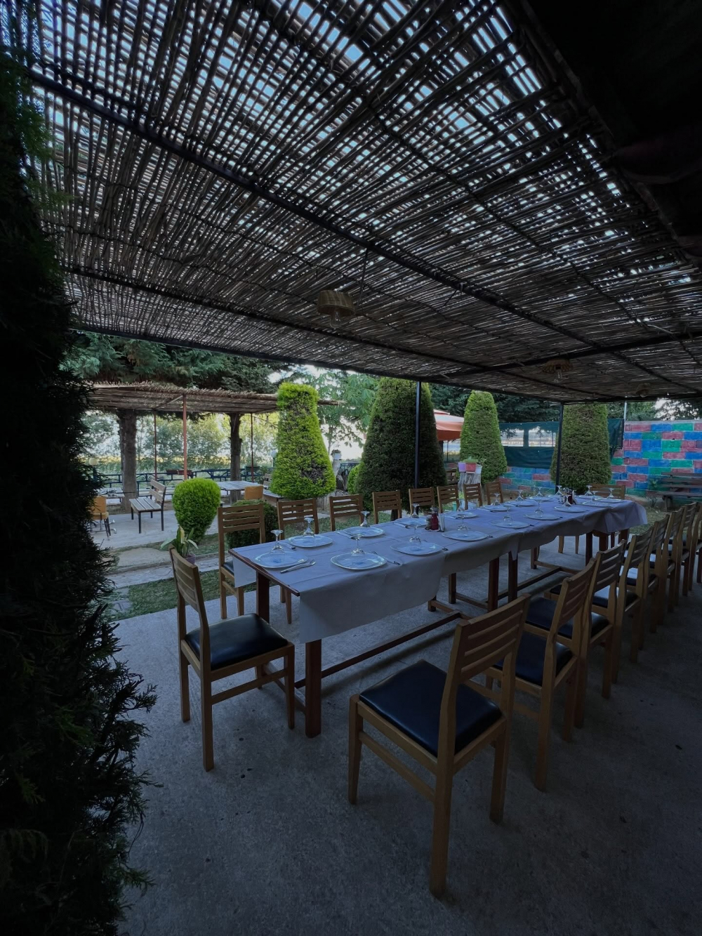 Bar Restorant Konaku i Shemos