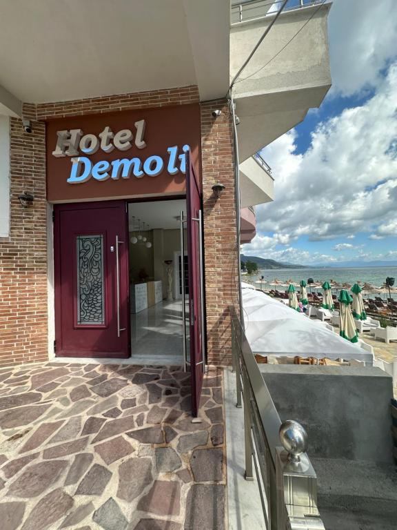 Hotel Demoli