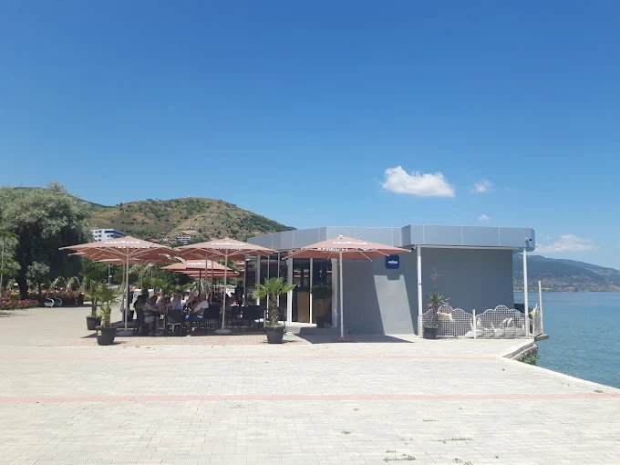 Bar Pelikani