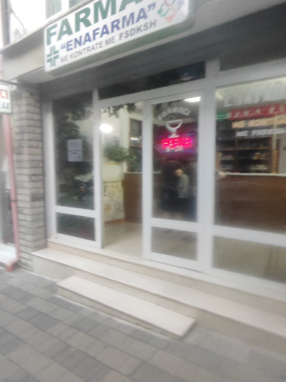Farmaci Engjëlli