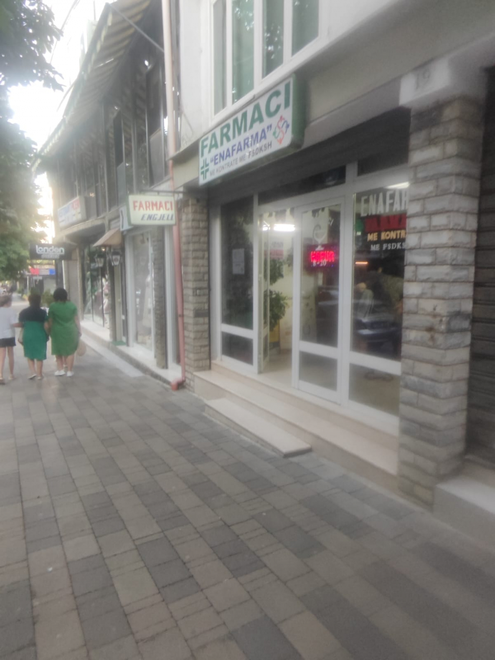 Farmaci Engjëlli