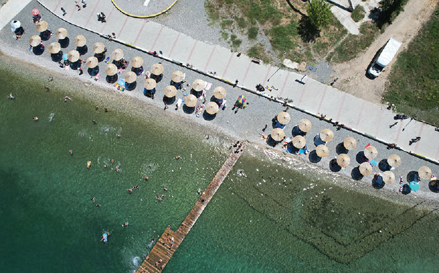 PLAZHI I UÇKAVE